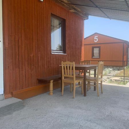 Zhayr Resort & Dive Drakhtik Bagian luar foto